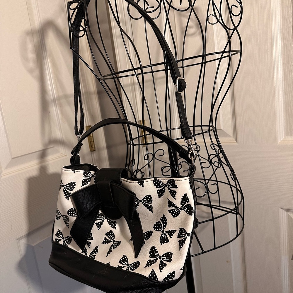 Vintage Claire’s Black & White Ribbon Bow Themed Crossbody Or Arm Bag